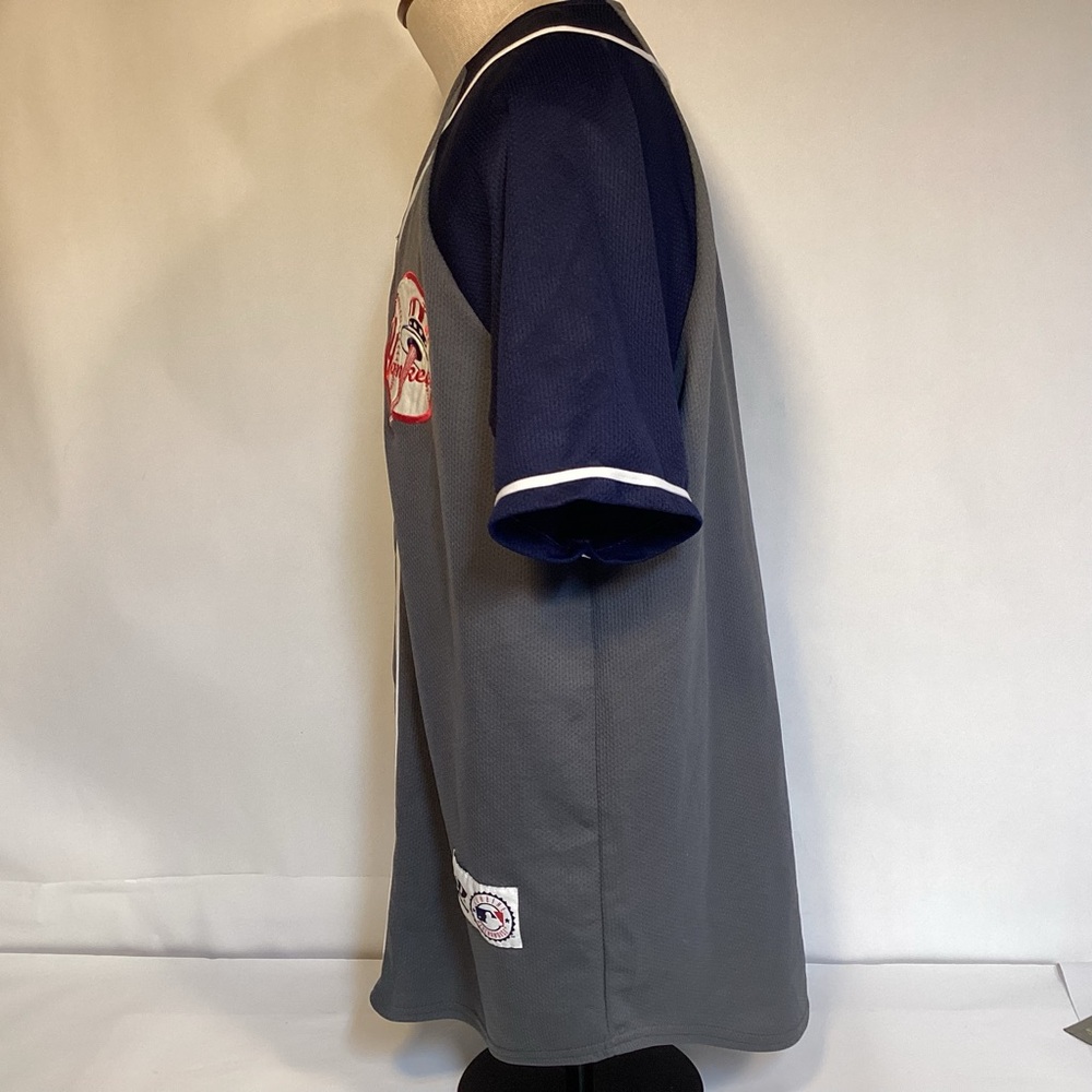 New York Yankees Gray and Blue Baseball Jersey Mens size Large by Dynasty - Picture 6 of 12